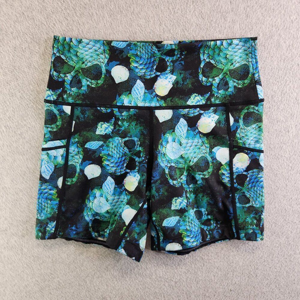 Constantly Varied Gear Shorts Womens S Green Mermaid Skulls Beach Tropical
